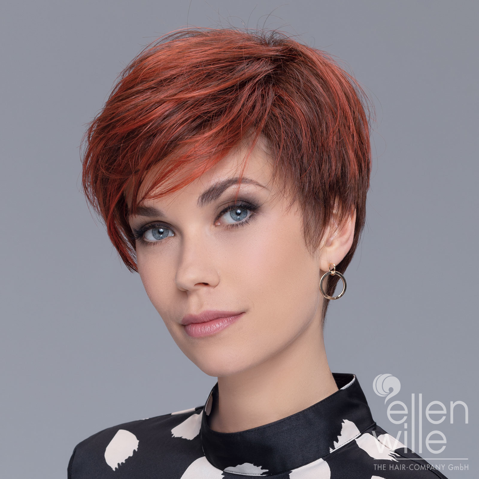 Peruca sintetica de la Ellen Wille